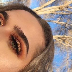 Meet your Posher, Hayley